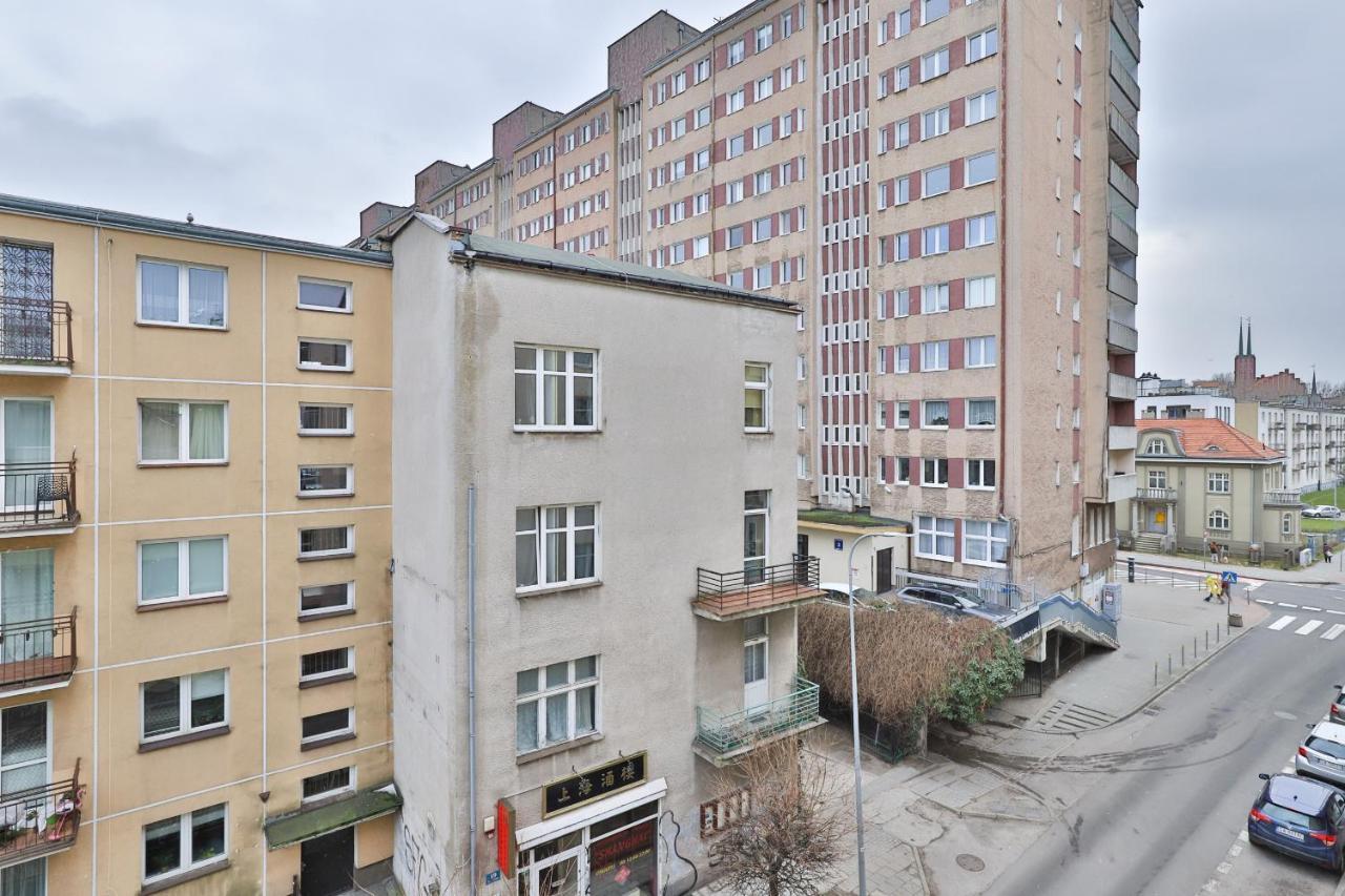 Gdynia Centrum Wyjatkowy Apartament Przy Promenadzie Z Balkonem By Noclegi Renters Exterior photo